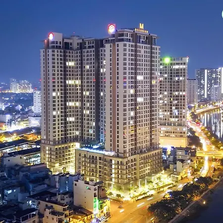 Blissful Apartment - Masteri Millennium - Free Infinity Pool-3